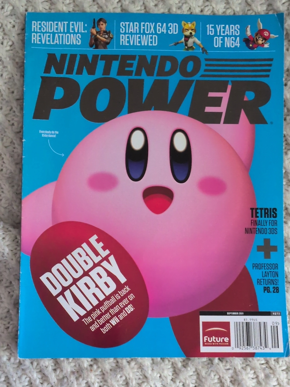 Nintendo Power Magazine #v271 September 2011 Double Kirby